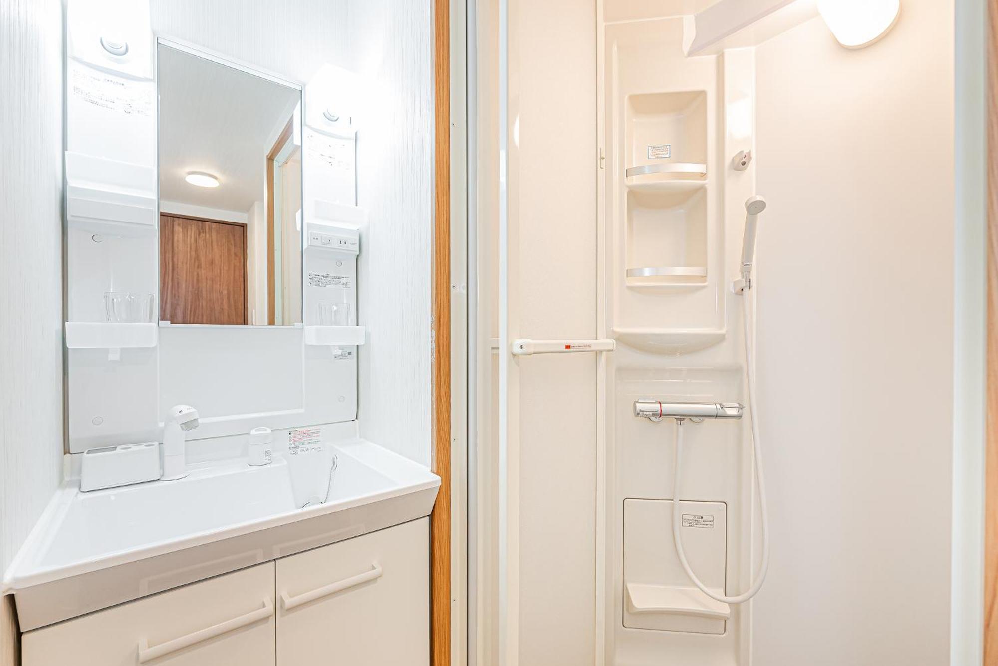 Nearest Jr Sobu Line Shinkoiwa Str,Tokyo Str 15 Min ,Shinjuku 25 Min, Disney 30 Min Luaran gambar